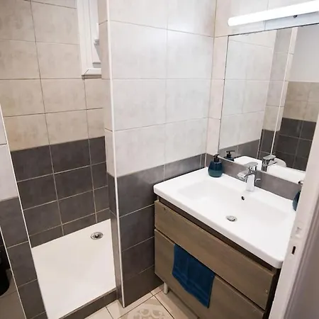 L'abyssal Apartment *